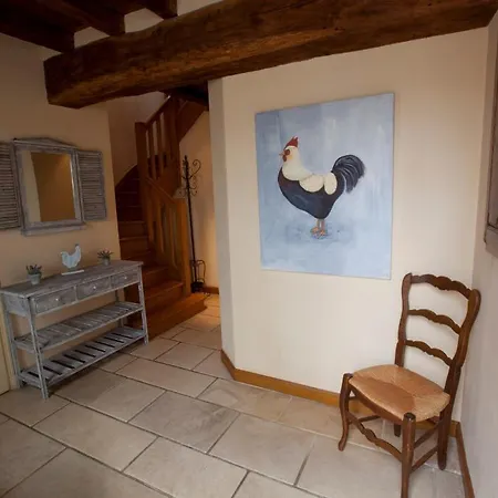 La Cour De La Paix