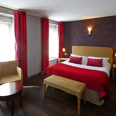 La Cour De La Paix Otel 2*
